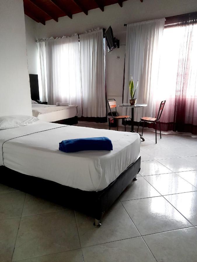 Hotel Saint John Medellín Zewnętrze zdjęcie