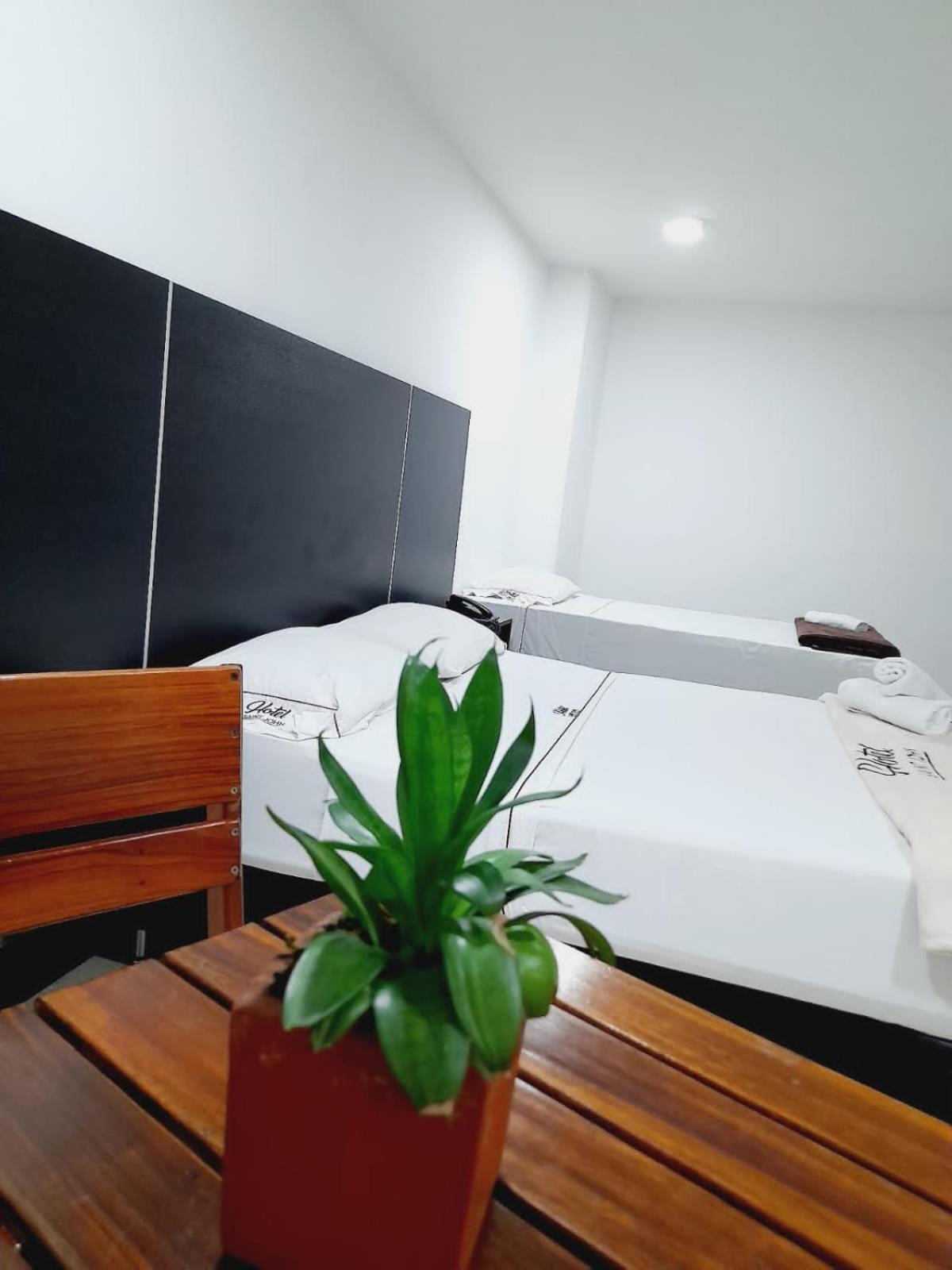 Hotel Saint John Medellín Zewnętrze zdjęcie