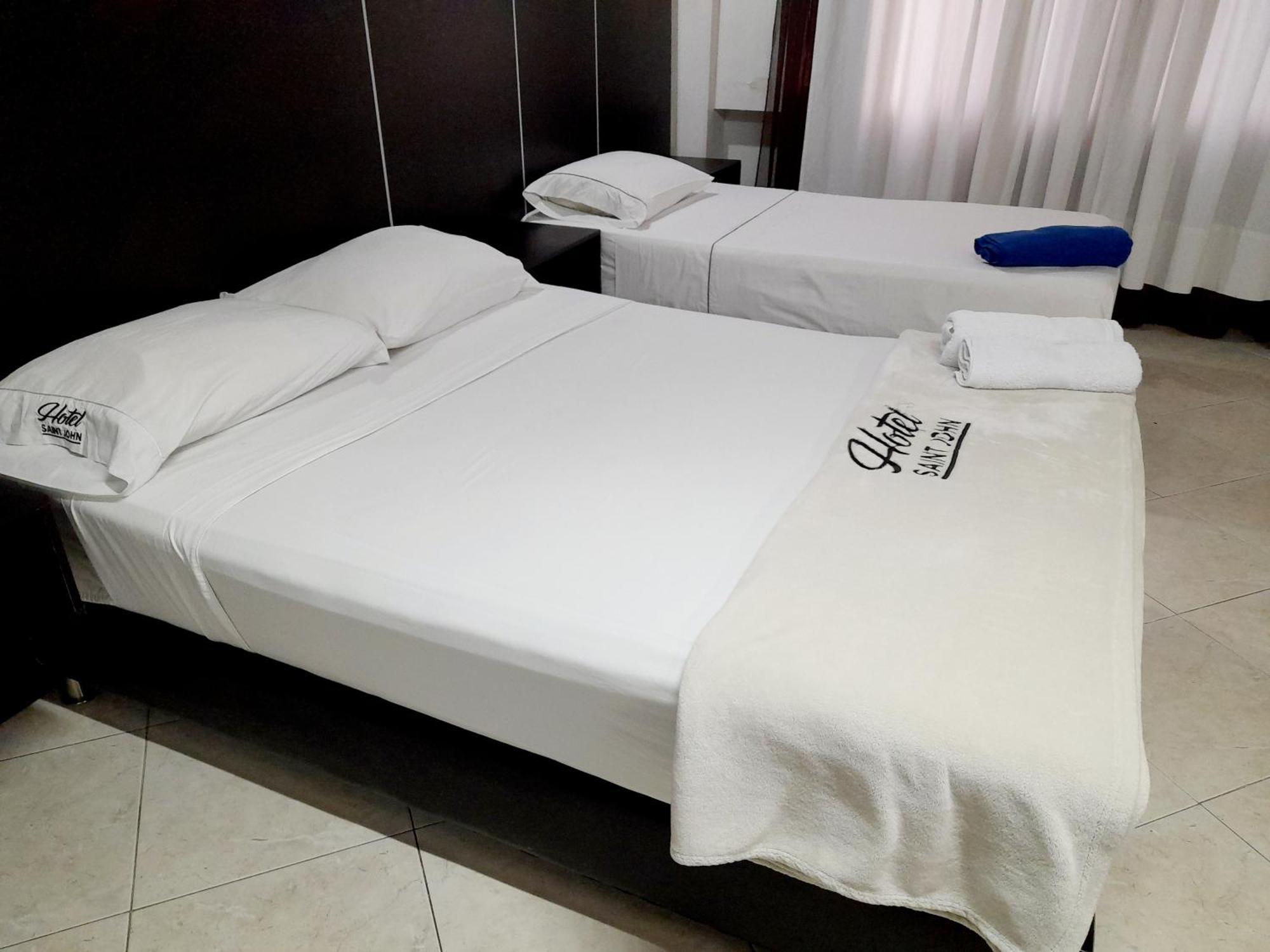 Hotel Saint John Medellín Zewnętrze zdjęcie
