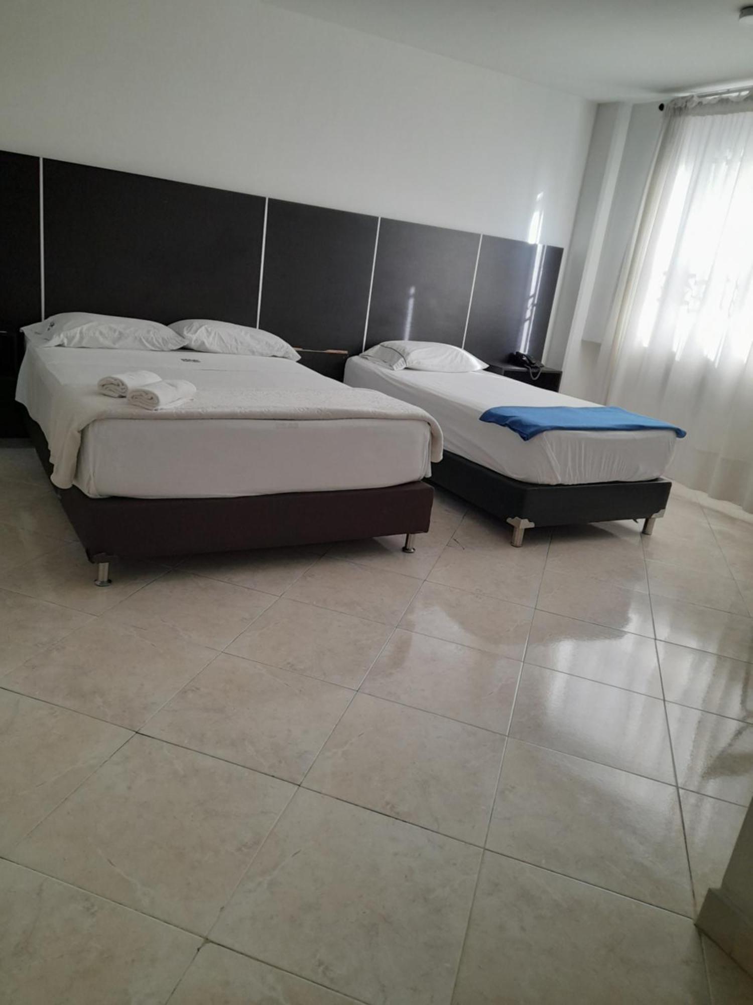 Hotel Saint John Medellín Zewnętrze zdjęcie