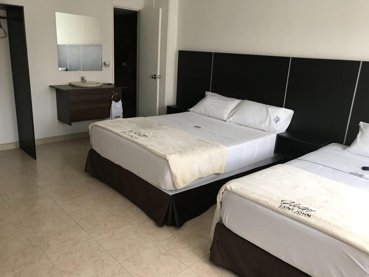 Hotel Saint John Medellín Zewnętrze zdjęcie