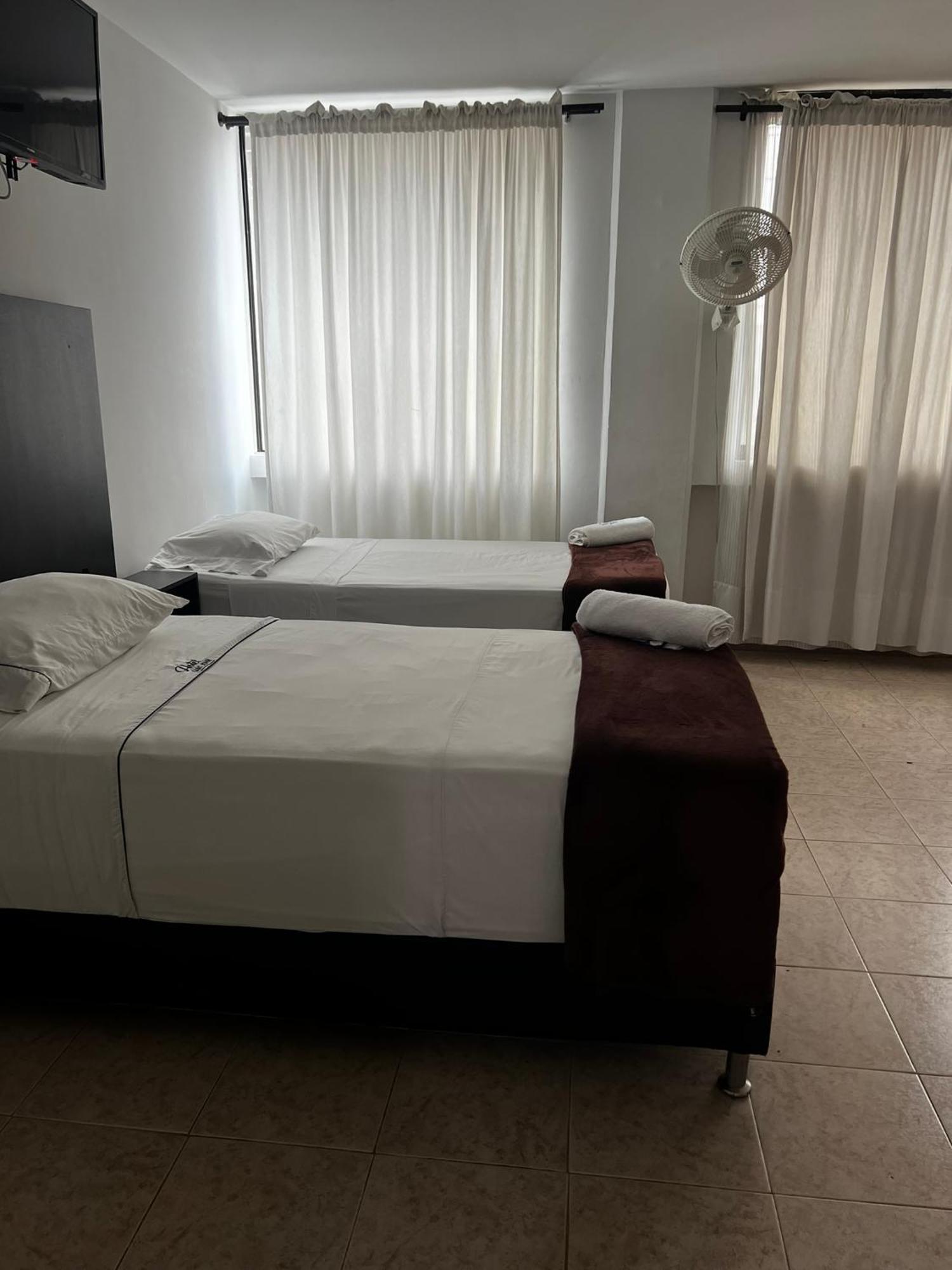 Hotel Saint John Medellín Zewnętrze zdjęcie