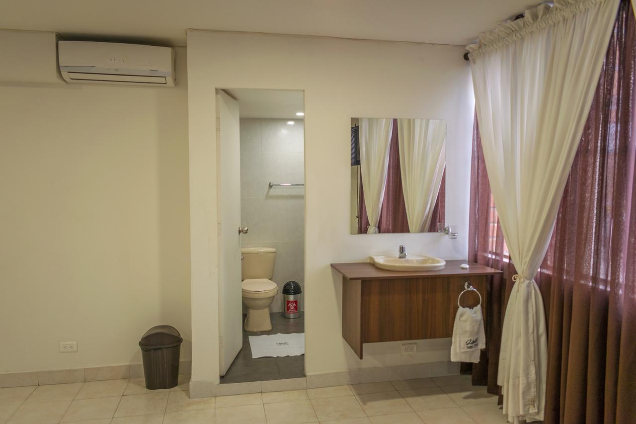 Hotel Saint John Medellín Zewnętrze zdjęcie